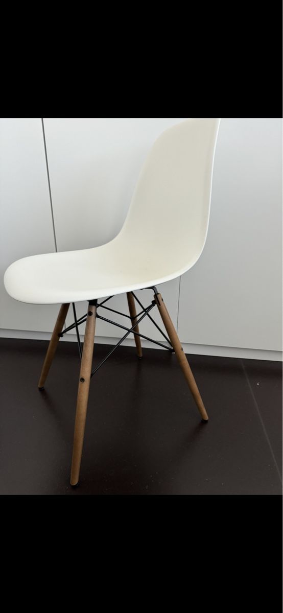 Vitra Stühle: Vitra eames plastic side chair – Neu (gemäss Beschreibung) aus Gattikon von fra_rm9k