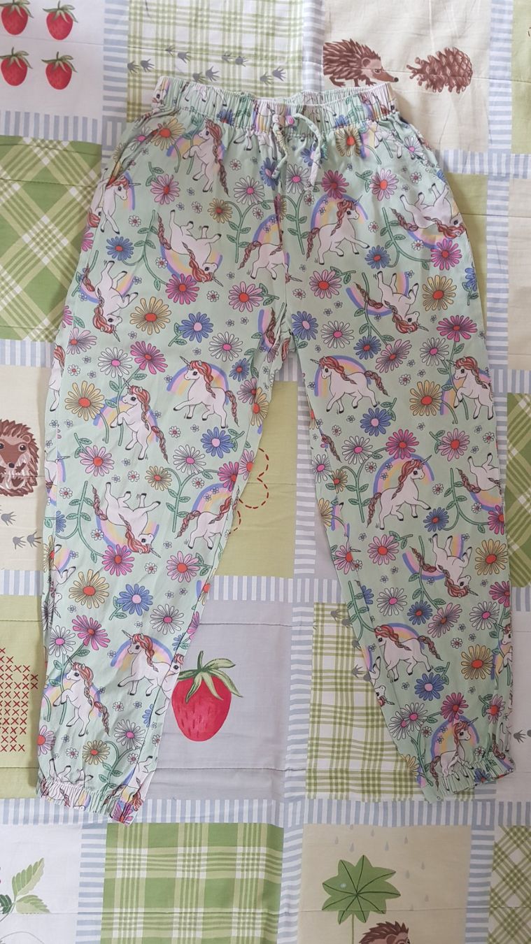 H&M Pantaloni: Einhorn Sommerhose H&M Gr.140 – Usato da Luzern venduto da silvermoon12