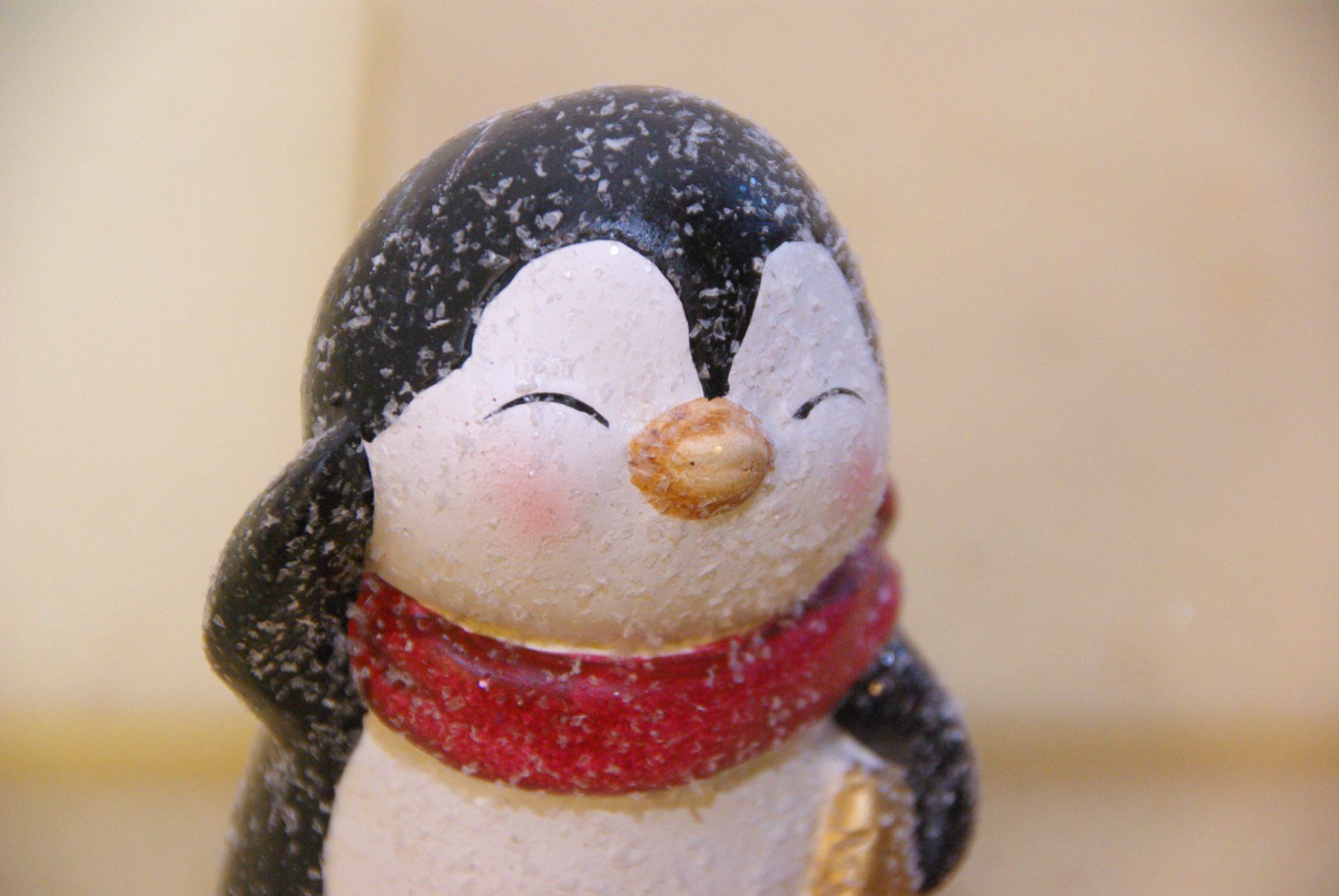 Statuette: Pinguin Figur - beschneit, Grösse: ca. 10cm – Nuovo (secondo la descrizione) da Herisau venduto da Cevianer1844 1