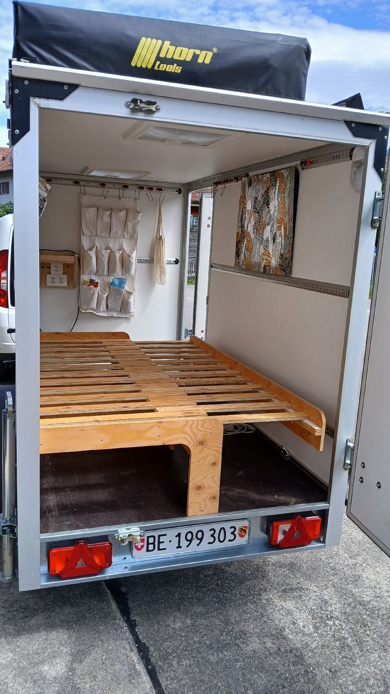 Humbaur Remorques: Kofferanhänger / Miniwohnwagen – D'occasion à Zwieselberg par bisuzwaerg 8