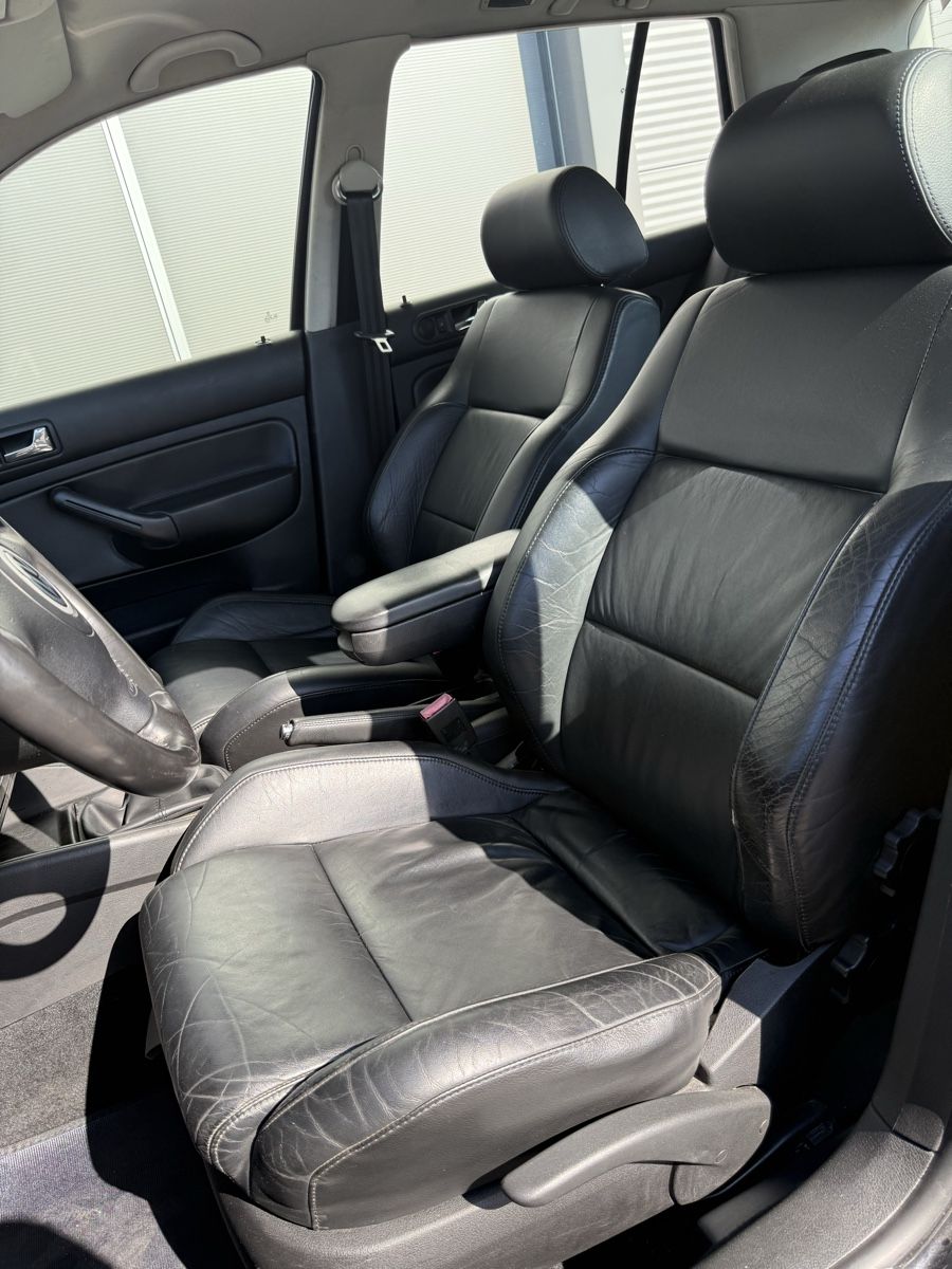 VW Autos: Golf 4 2.3 V5 – D'occasion à kreuzlingen par ila_7j5g 5