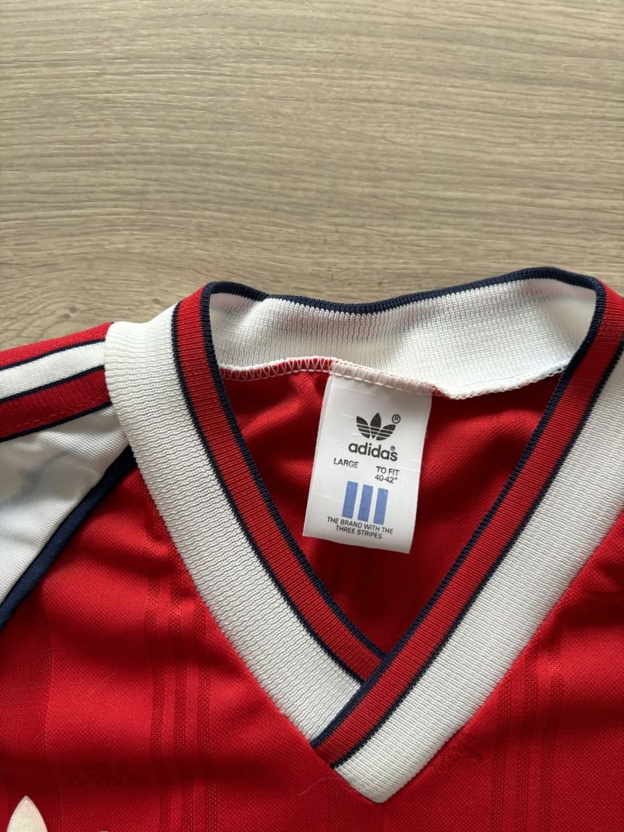 Leibchen & Hosen: 1988-90 Arsenal Home Shirt – Gebraucht aus Castione von REER 2