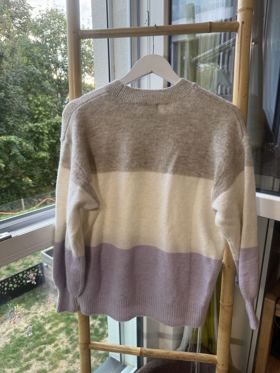 Pullover & Sweatshirts: Pull H&M multicolore rayé taille M en bon état – Gebraucht aus Courtételle von ann_57c2 1
