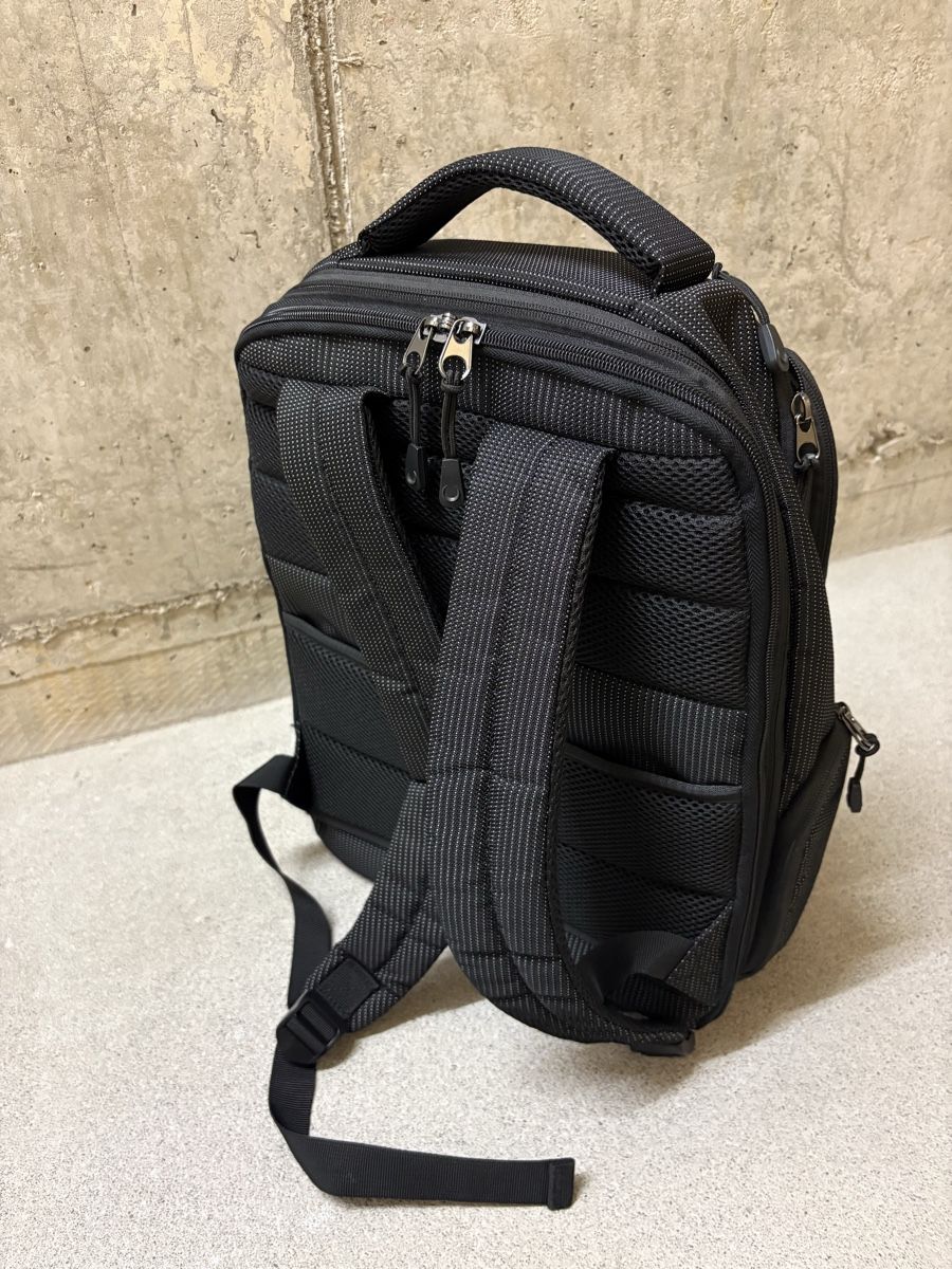 Rucksäcke: Mango Rucksack schwarz mit vielen Fächern  – Gebraucht aus Gebenstorf von Brufittu 1