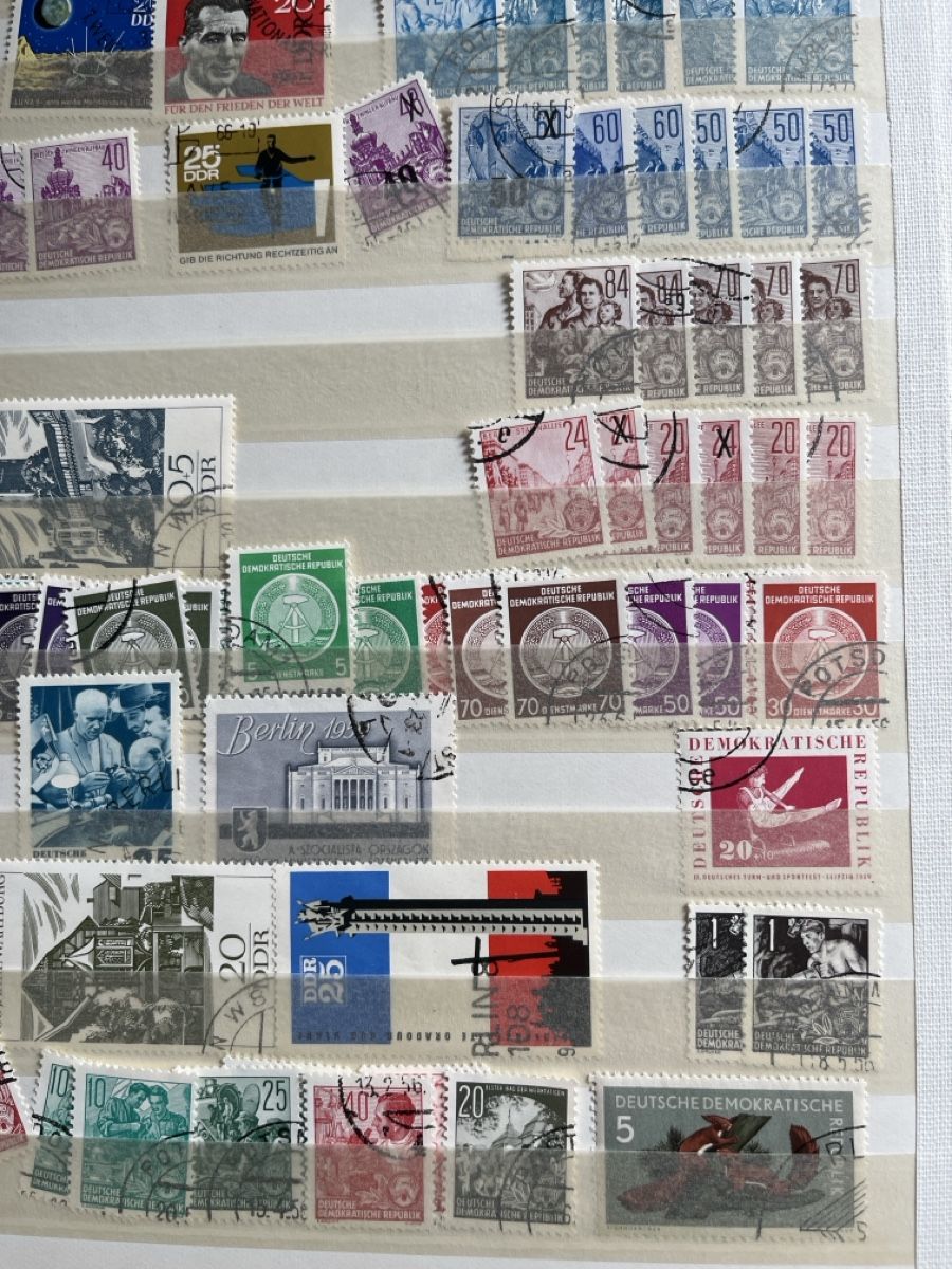 Tutti i francobolli: Sammelsurium DDR Marken, Briefmarken – Usato da Zürich venduto da pantelicarsenije 4