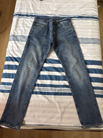 Jean Homme Carhartt bleu taille 31x32
