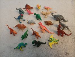 Spielzeug Dinosaurier Set Konvolut 21 Stk.