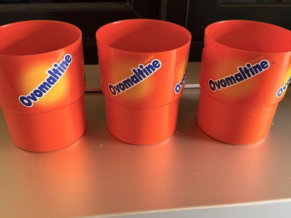 Recipients et similaires: Ovomaltine Becher  – D'occasion à Affoltern BE par _Kaeser_