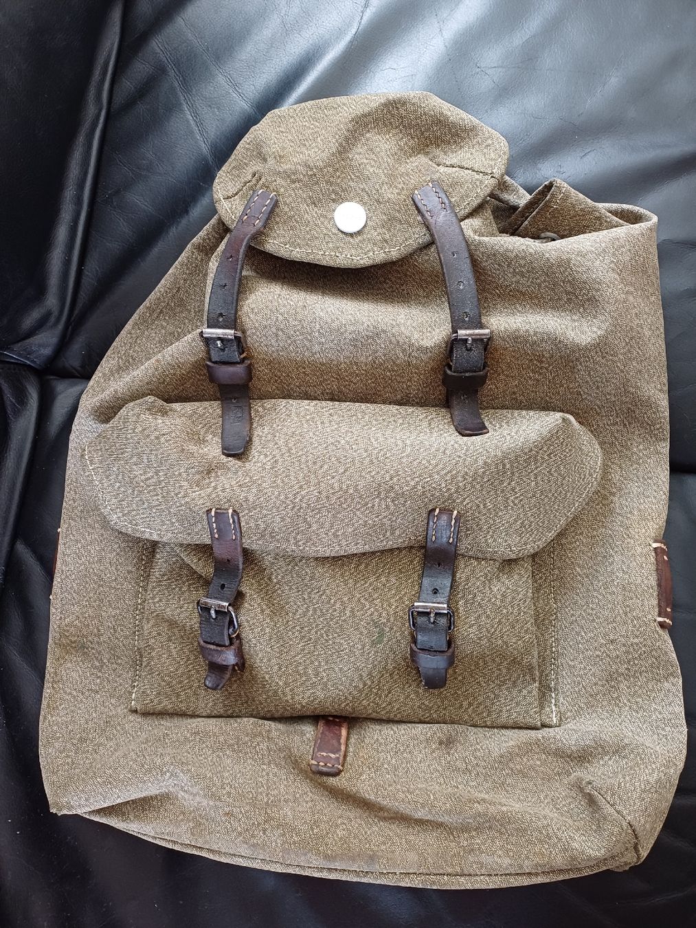 Schweizer Armee Rucksäcke: Sack,Rucksack Schweizer Armee von 1952 – Gebraucht aus Ebersecken von Napf08