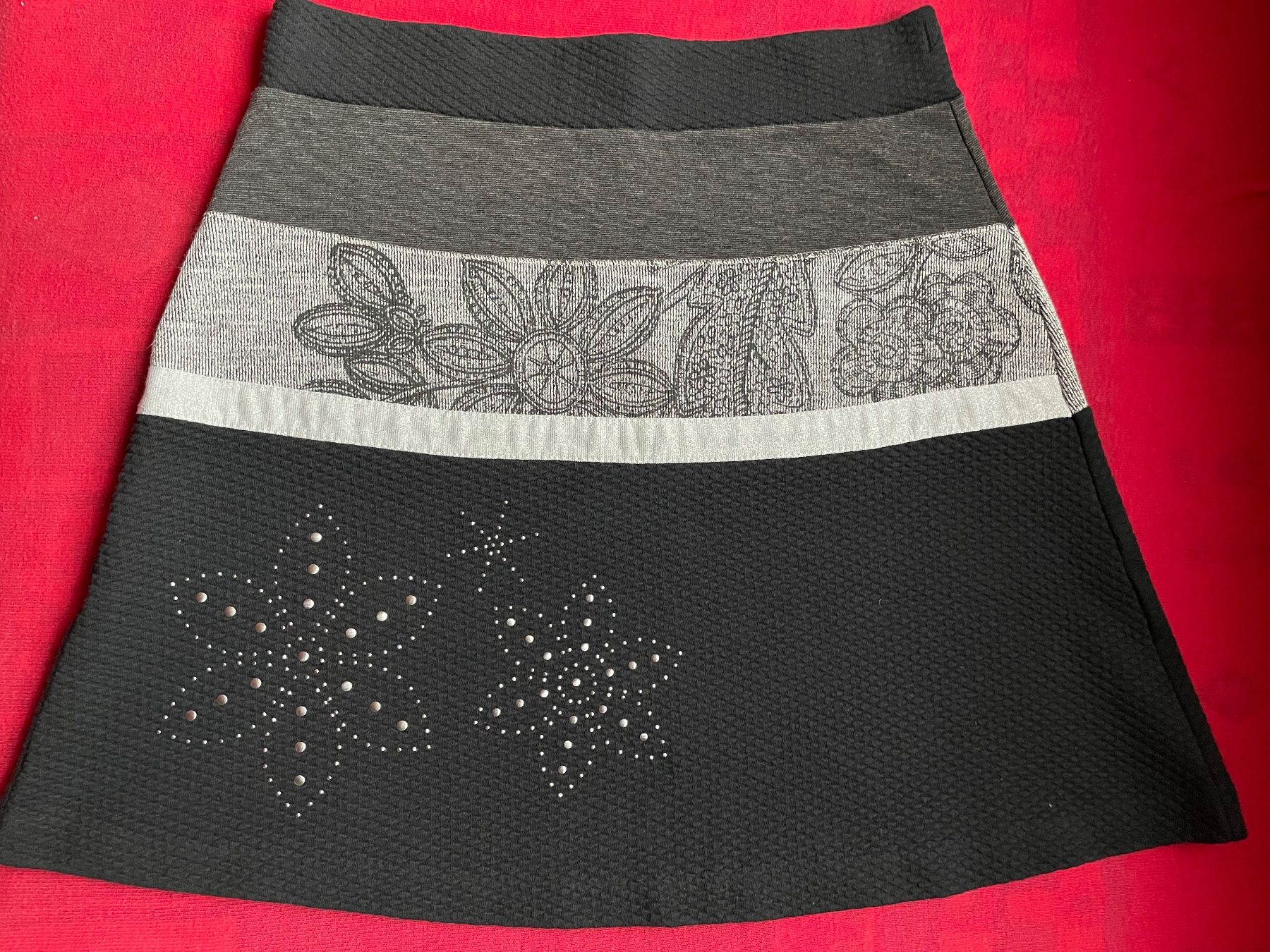 Desigual Gonne: Desigual Roch Gr 36/38 – Usato da Niederbipp venduto da Rosamunde44 1