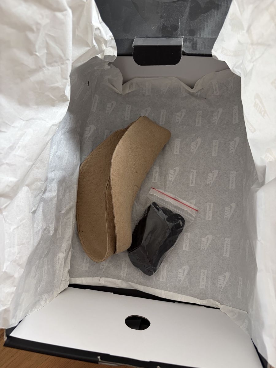 Nike Scarpe da uomo: Nike Air Force 1 Low Supreme – Nuovo (secondo la descrizione) da Solothurn venduto da fab_y5pk 3