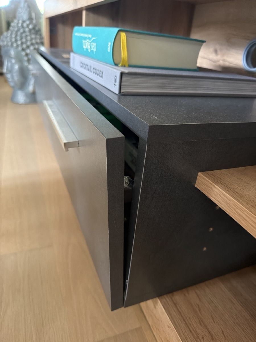 Meubles TV: Sideboard / TV Möbel  – D'occasion à Uster par Ninii003 1