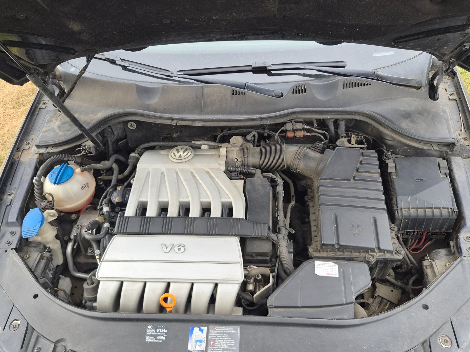 VW Autos: VW Passat V6 3.2i Highline 4Motion 250 PS – Defekt aus Müntschemier von Conker1 6