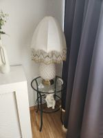Elegante Vintage-Tischlampe – Keramik, Messing und verzierte