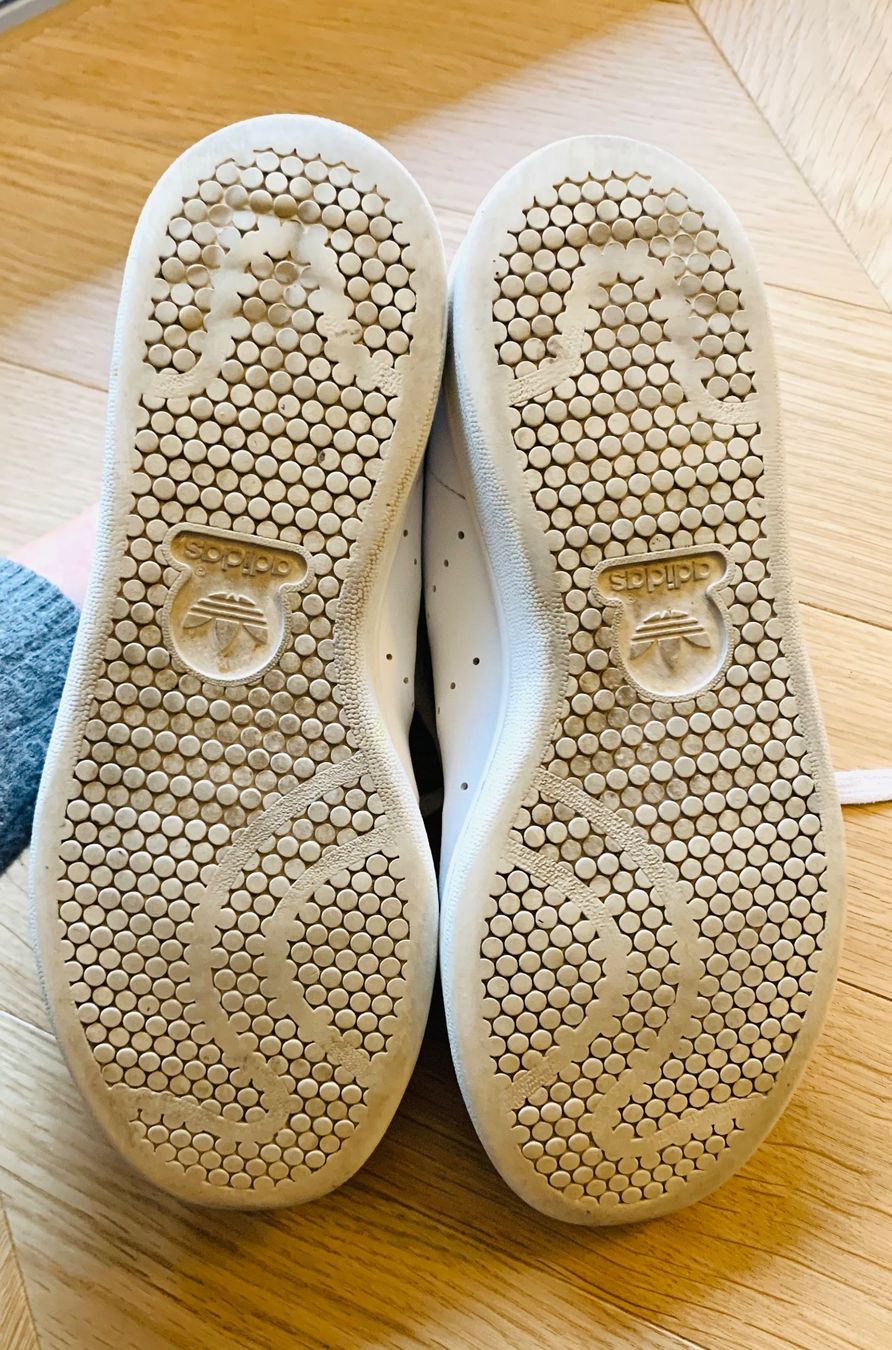 Adidas Scarpe da donna: Adidas Sneakers size 38 – Usato da Zürich venduto da Angela_Fashion_Lover 2