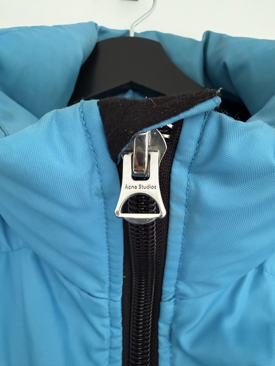 Acne Studios Giacche: Acne Studios Puffer Jacket, Men’s, Blue, Size M – Usato da Luzern venduto da georgelawrence 3