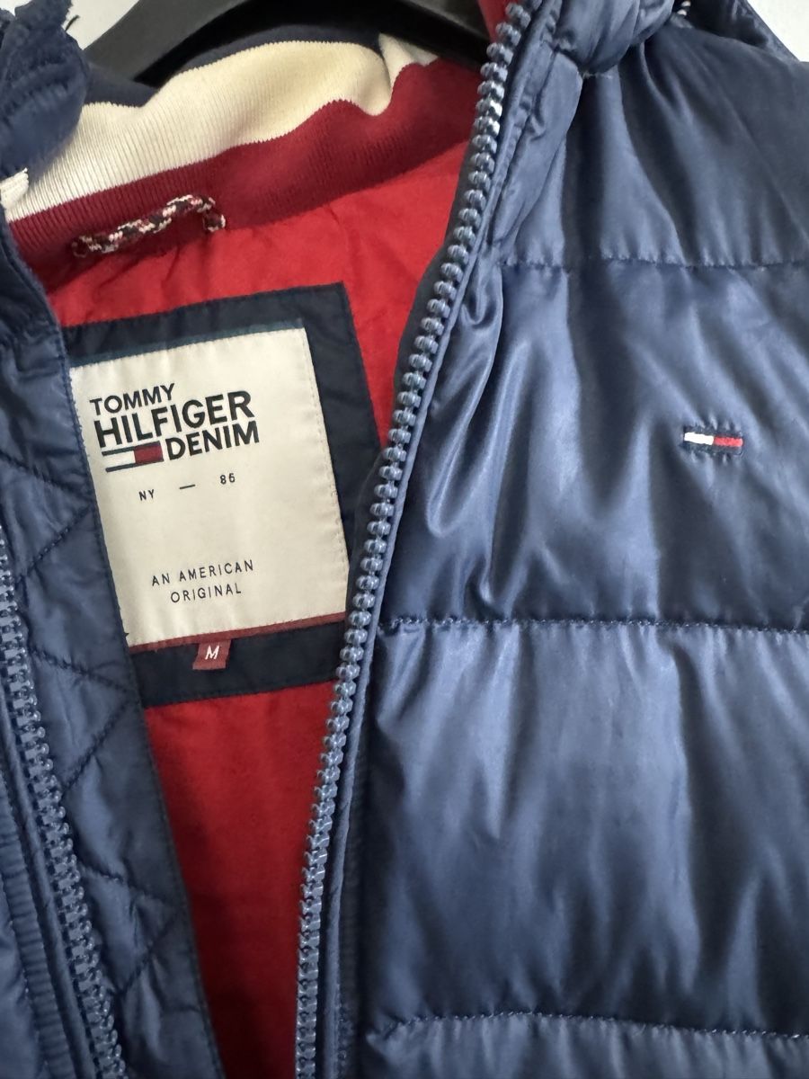 Giacche: Winterjacke Tommy Hilfiger – Usato da Zürich venduto da sduj 3