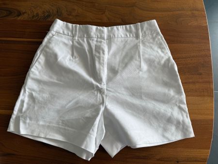 Zara Weisse Shorts, neuwertig, Gr. S, Baumwolle Stretch