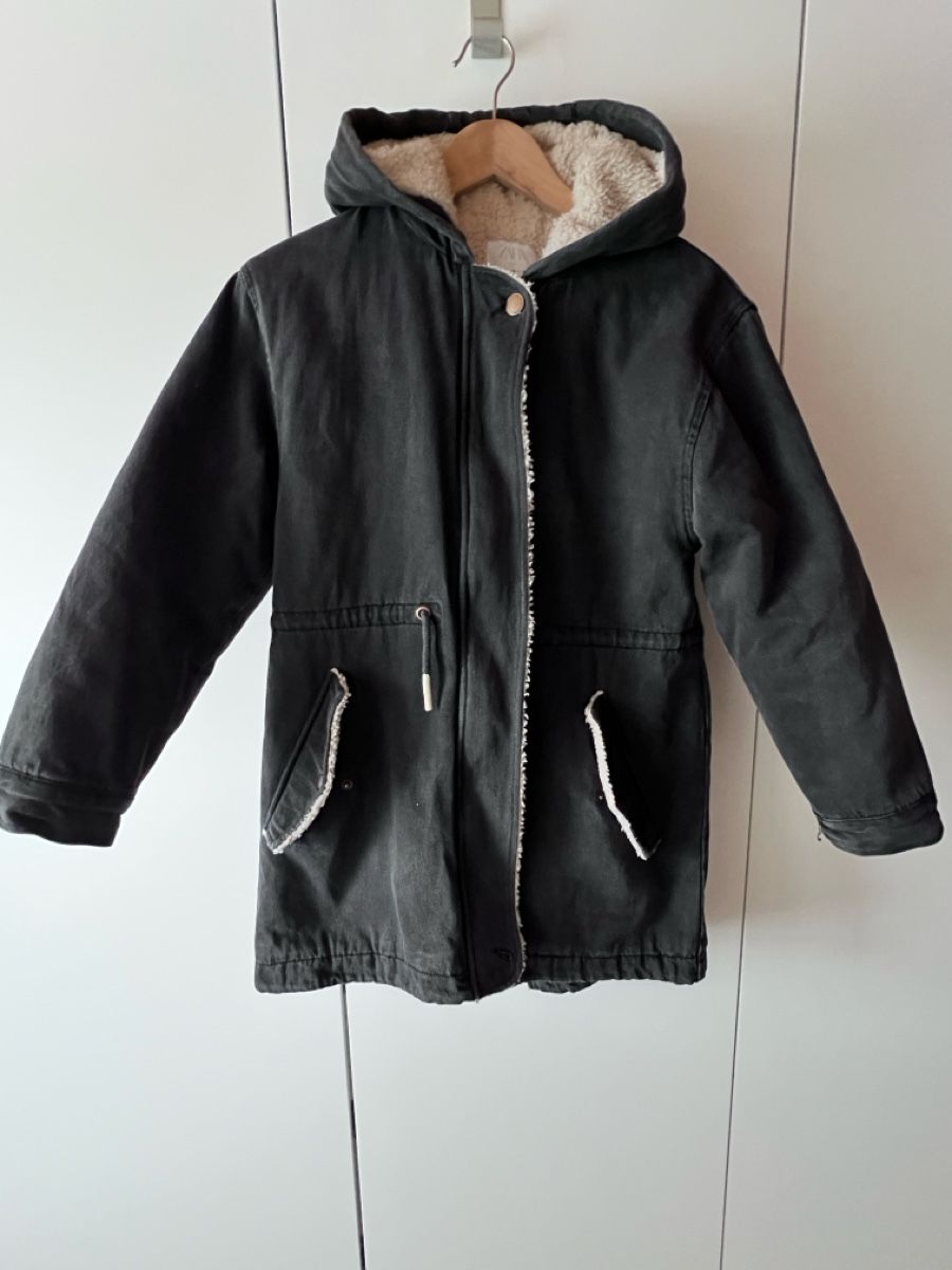 Zara Vestes & Manteaux: Warme Winterjacke mit Teddyfutter, Gr. 164 Zara – D'occasion à Teufen AR par Maleaa