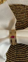 Bague dorée avec rubis et brillants - Élégance assurée! (57)