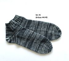 Sneaker - Socken handgestrickt  Gr.44/45  Nr.91