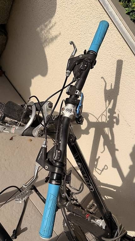 Biciclette: Trek Mountainbike 6700 mit Luftpumpe  – Usato da Kloten venduto da jasonjason1206 2