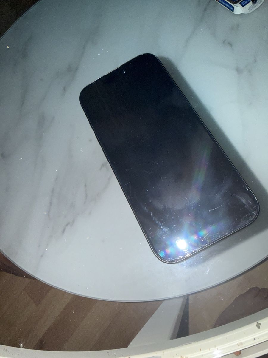 Apple Telefoni cellulari / Smartphones: IPhone 16 Pro 256 GB – Usato da St. Gallen venduto da mel_5g96 1