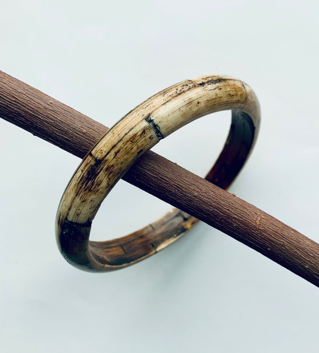 Bracciali & Braccialetti: Vintage Armreif aus Horn – Usato da Bern venduto da Flora.Sonea 1