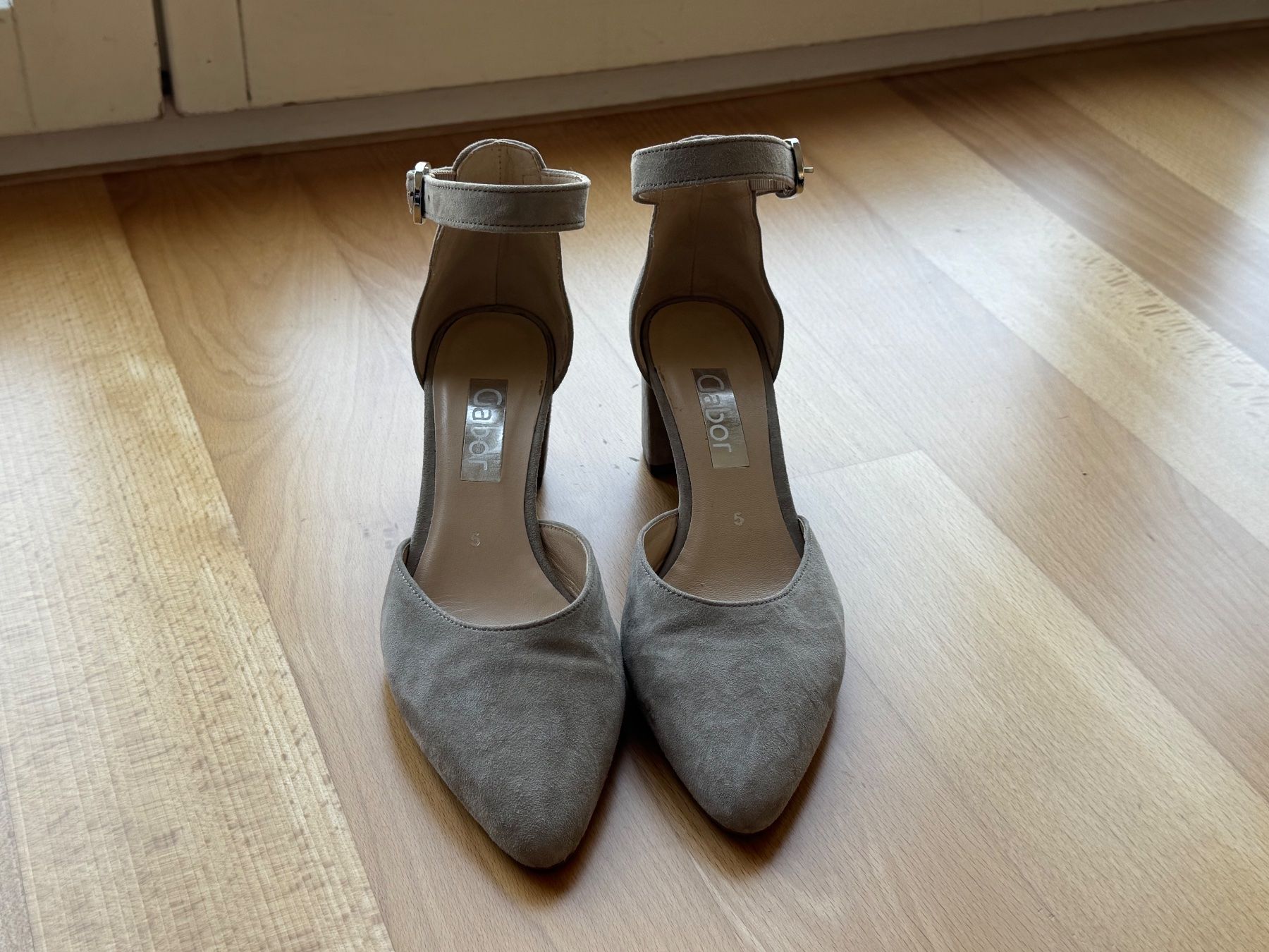 Scarpe da donna: Gabor Pumps beige Gr. 39 NEU – Nuovo e nell'imballaggio originale da Au ZH venduto da Silvia_976 1