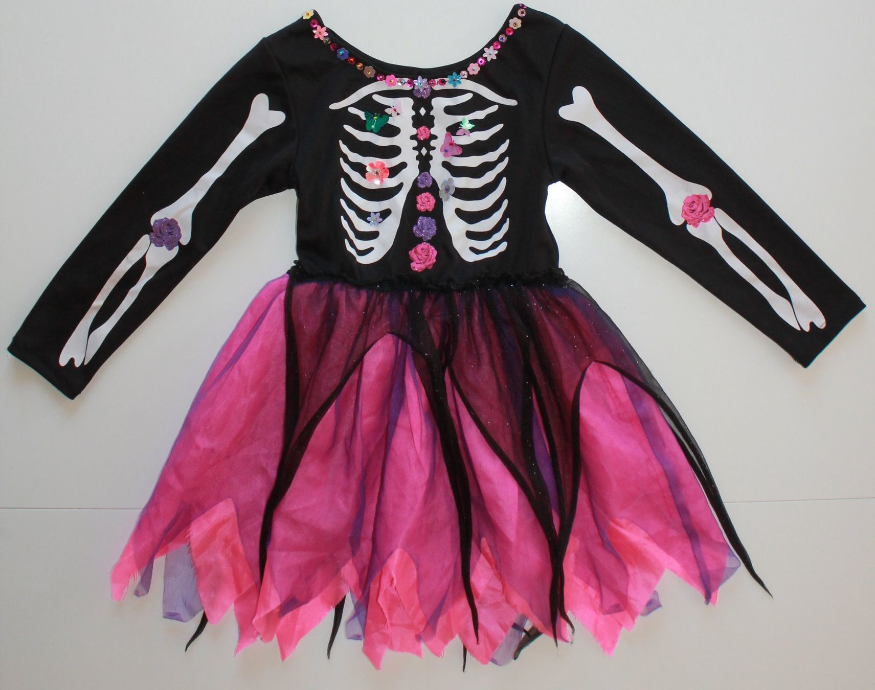 Costumi: Costume squelette / Skelett t. 3 - 4 ans – Usato da Peseux venduto da CoolShoping 2