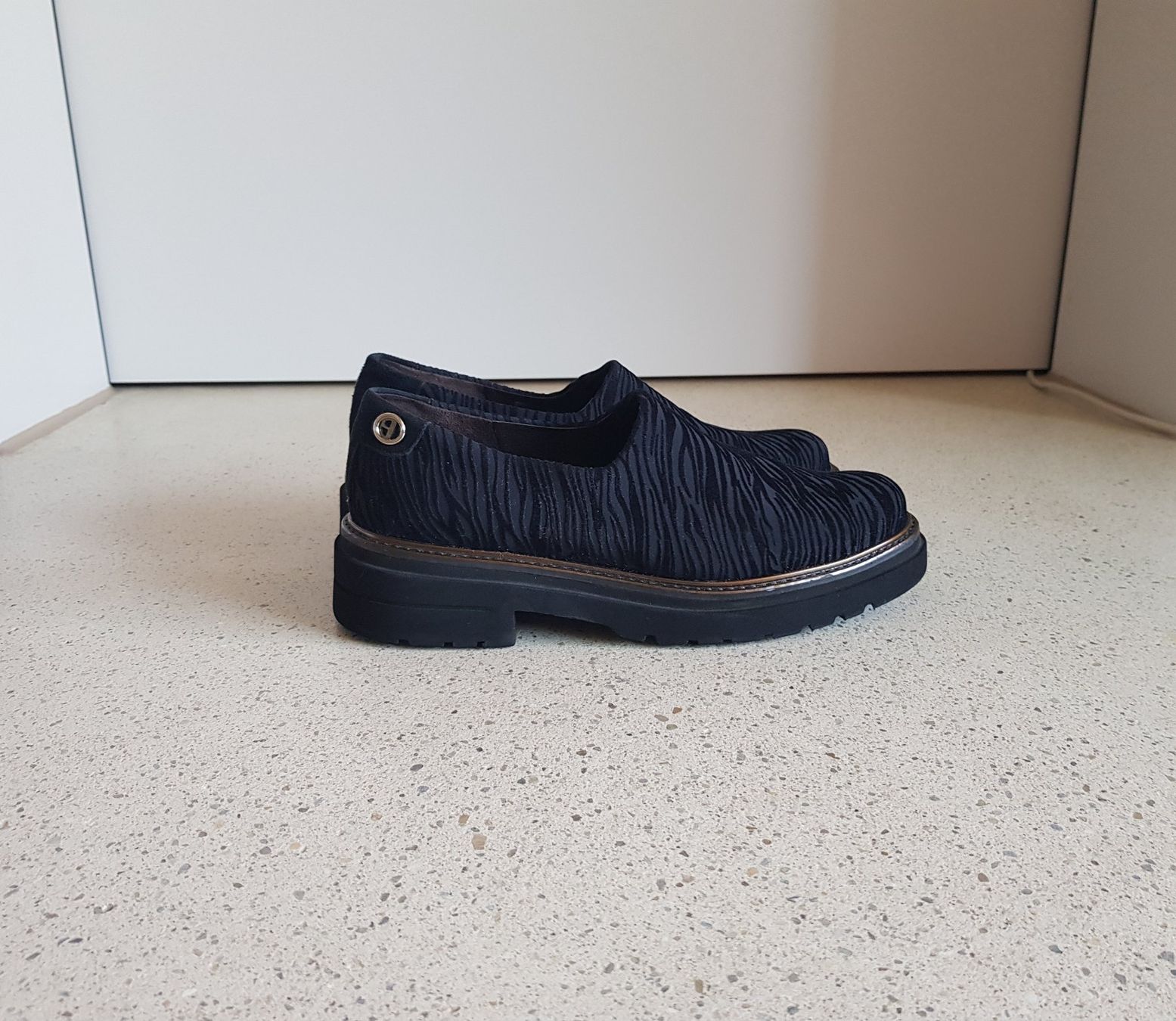 Brunate Scarpe da donna: Brunate Damenschuh Grösse 38 – Usato da Basel venduto da chien008
