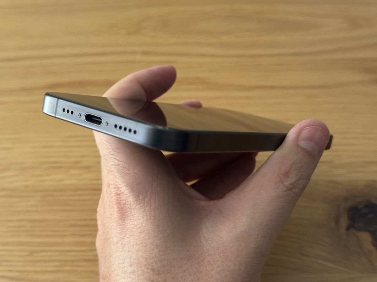 Apple Telefoni cellulari / Smartphones: iPhone 15 Pro 256 GB Schwarz – Nuovo (secondo la descrizione) da Dintikon venduto da iPhibse 2
