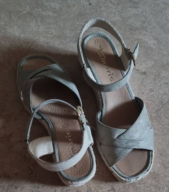 Tamaris Damenschuhe: Sandalen Keilabsatz Gr 37 – Neu (gemäss Beschreibung) aus Niederurnen von Yaris_8091