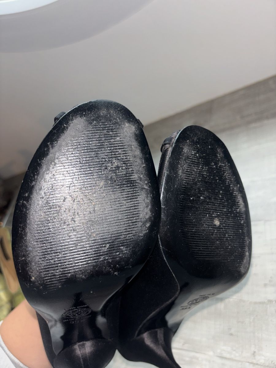 Versace Damenschuhe: Escarpins Versace Vintage – Gebraucht aus Carouge GE von lia_t7zd 5