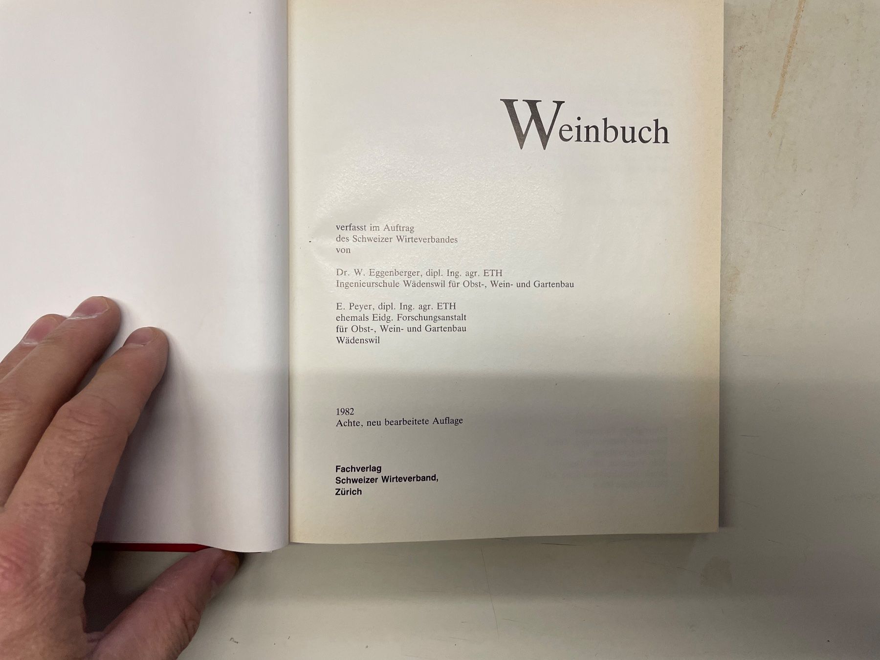 Libri: Buch: Das Weinbuch – Usato da Winterthur venduto da sportdisco2 2