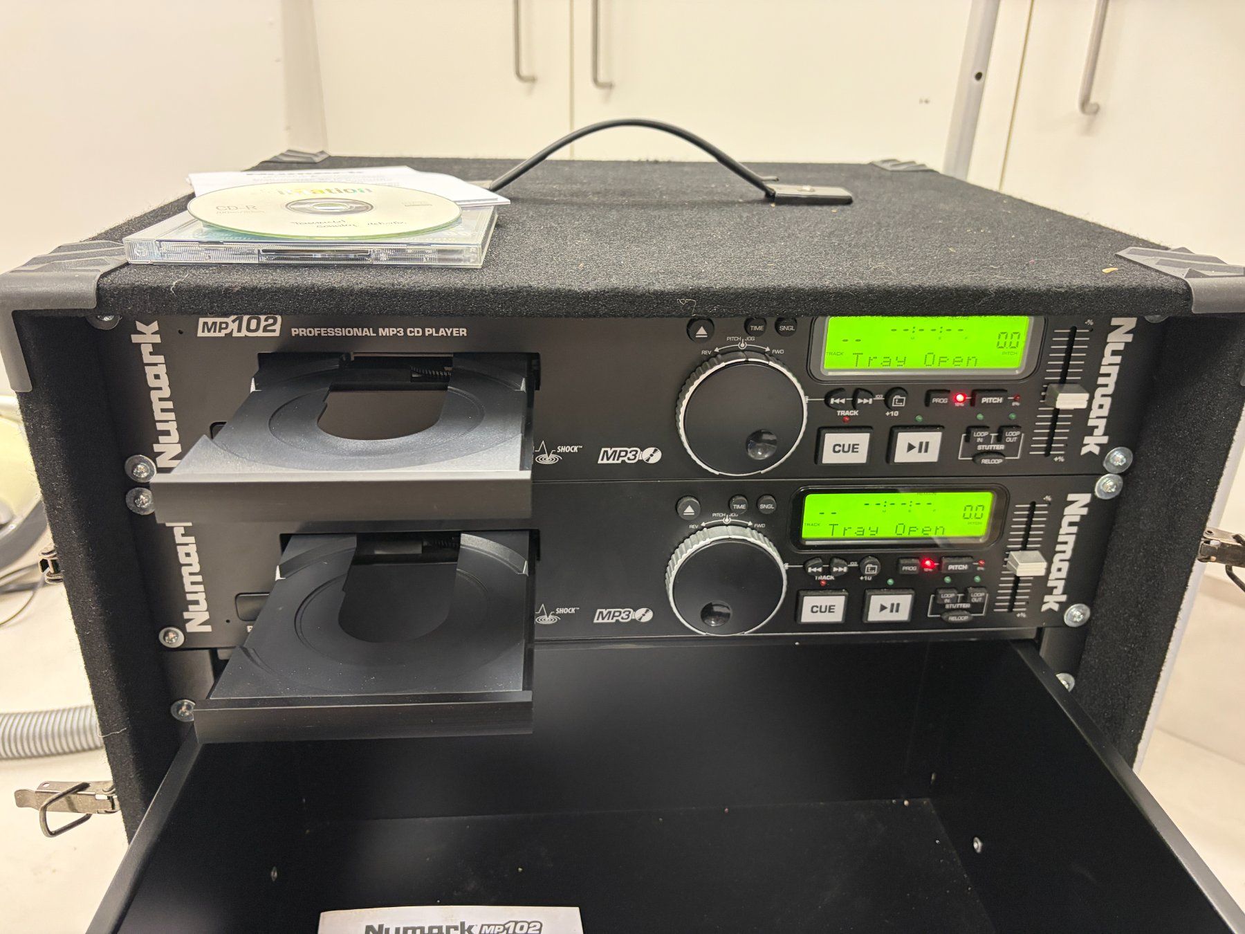 Numark Lettore multimediale & Streamer: Numark MP102 Professional MP3 CD Player Doppelpack im Rack – Usato da Rüttenen venduto da Enboe 1