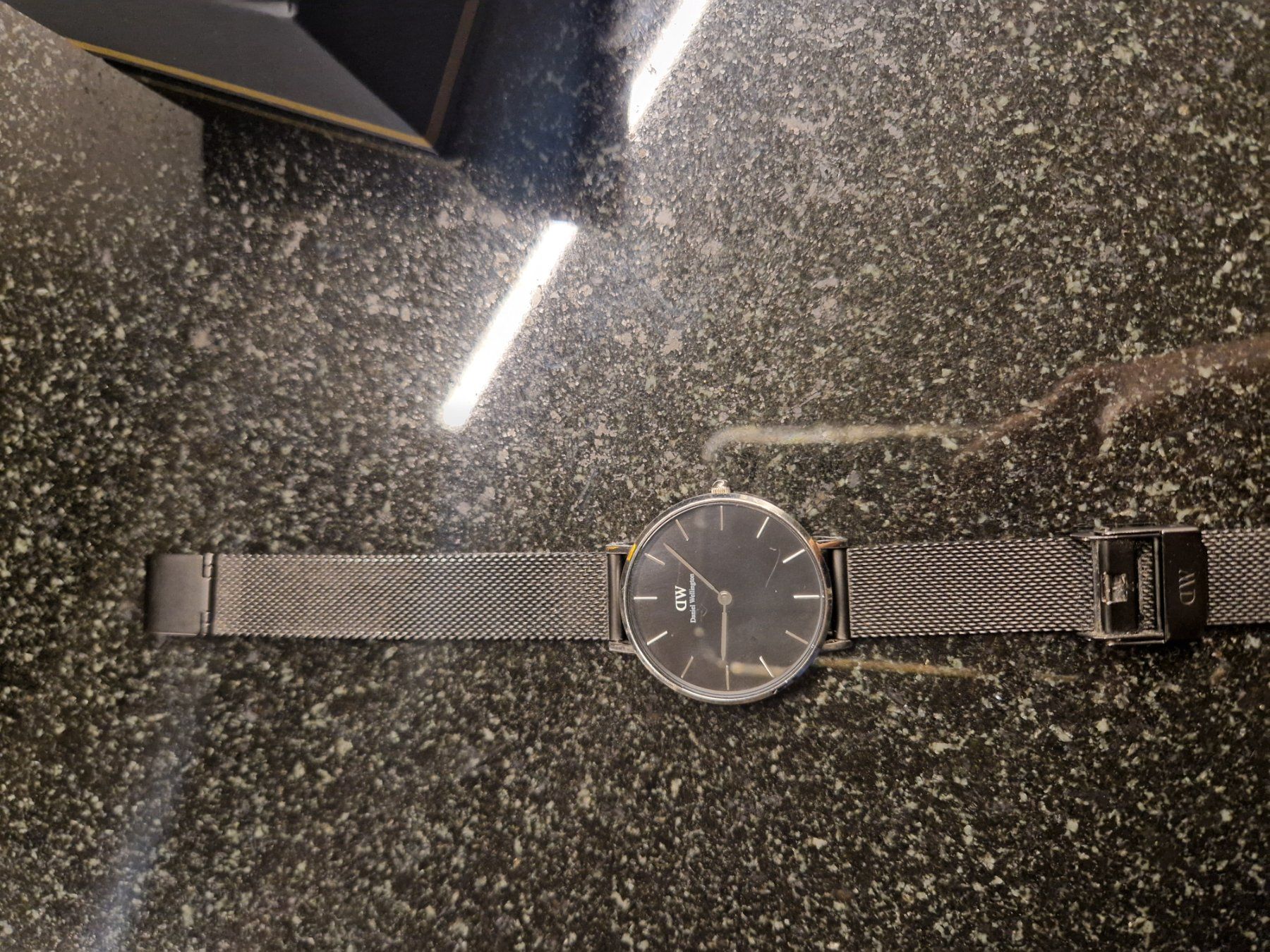 Daniel Wellington Montres: Daniel Wellington Uhr - Mesh – D'occasion à Adlikon b. Regensdorf par MELJO12 2