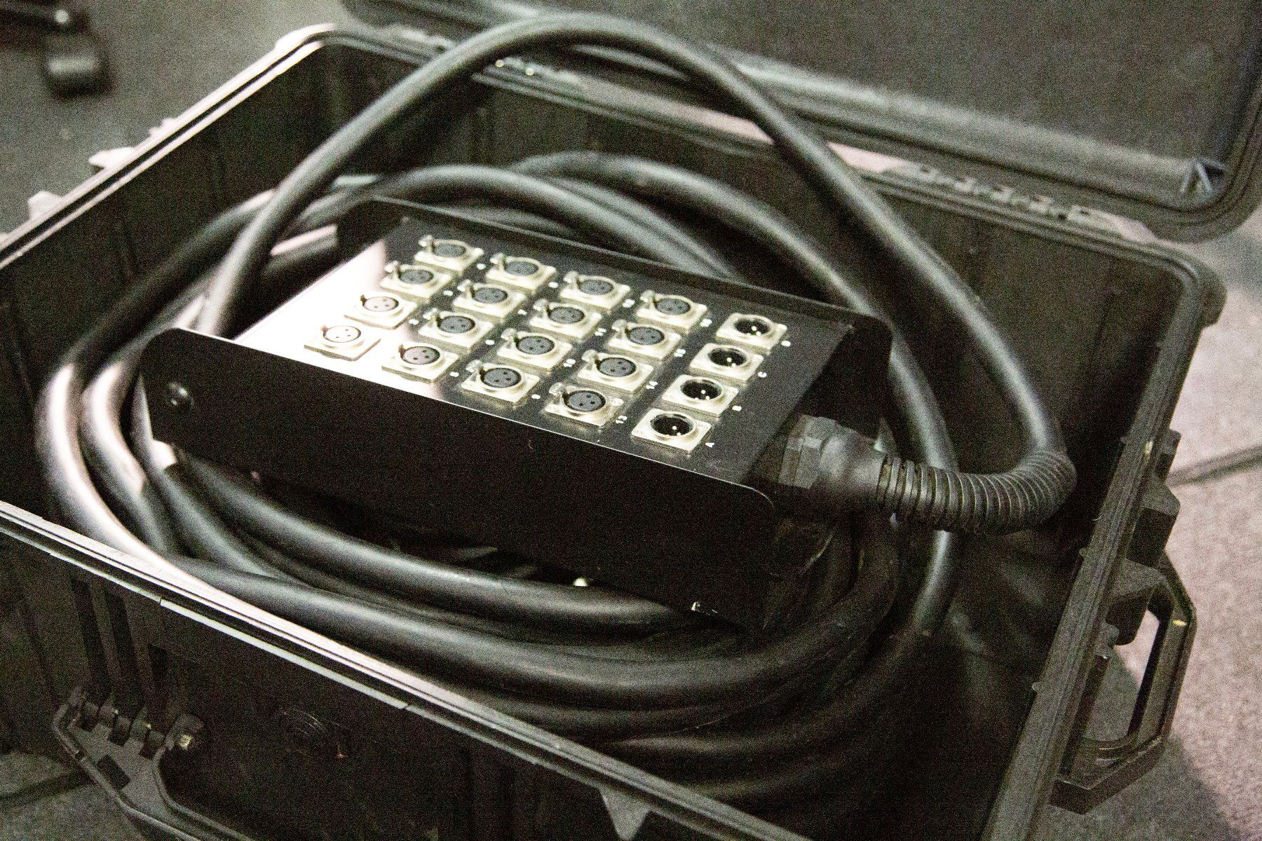 Console di mixaggio: Professionelle Multicore 30m, Stagebox, 16/4 – Usato da Zürich venduto da Voggy73 2