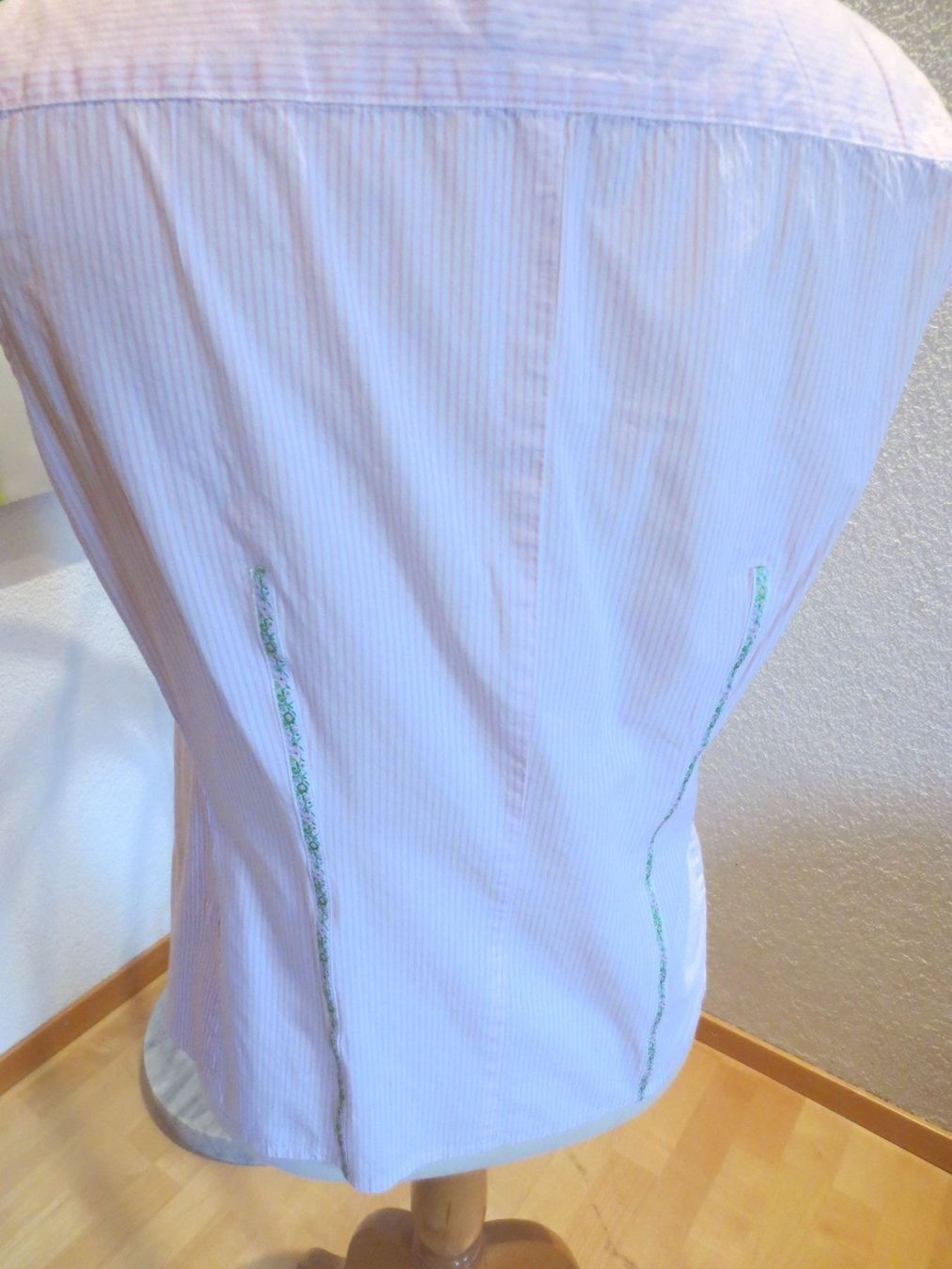 Camicette: Bluse v.Bayard Uno Due rosa/weiss Gr. 42 – Usato da Männedorf venduto da Livingston 3