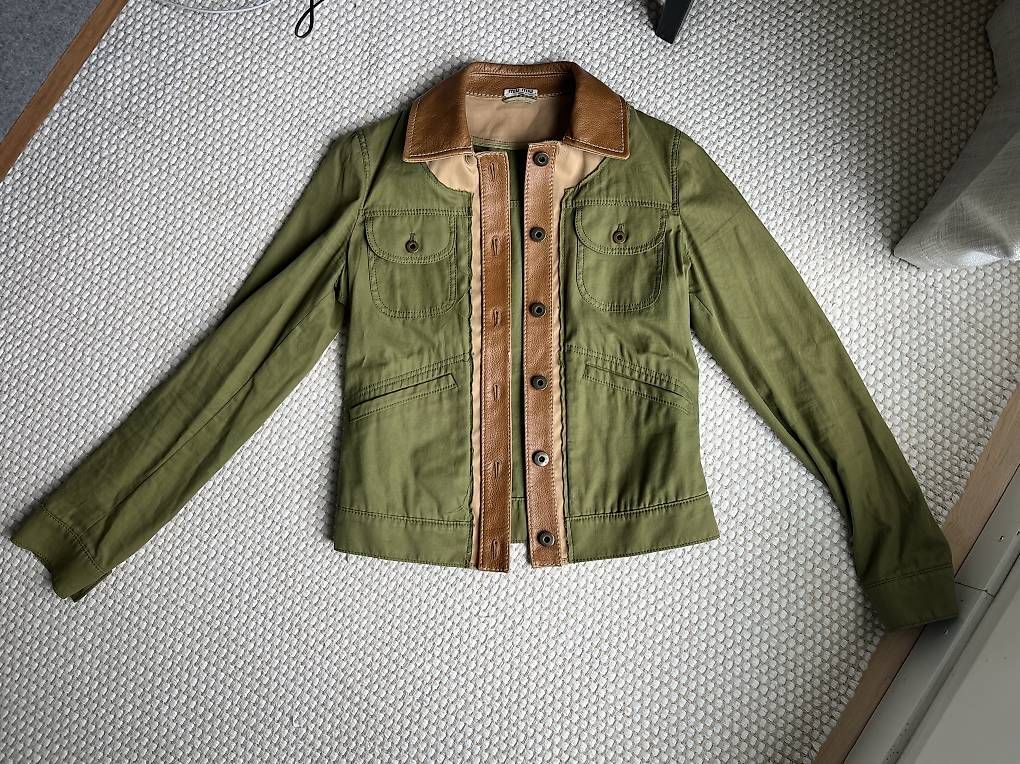 Giacche: Miu Miu Jacke – Usato da Zollikon venduto da ann_wmb2