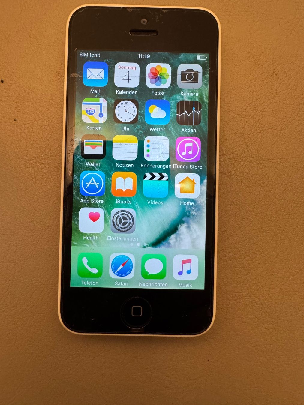 Apple Portables: iPhone 5c – Défectueux à Adliswil par Busys