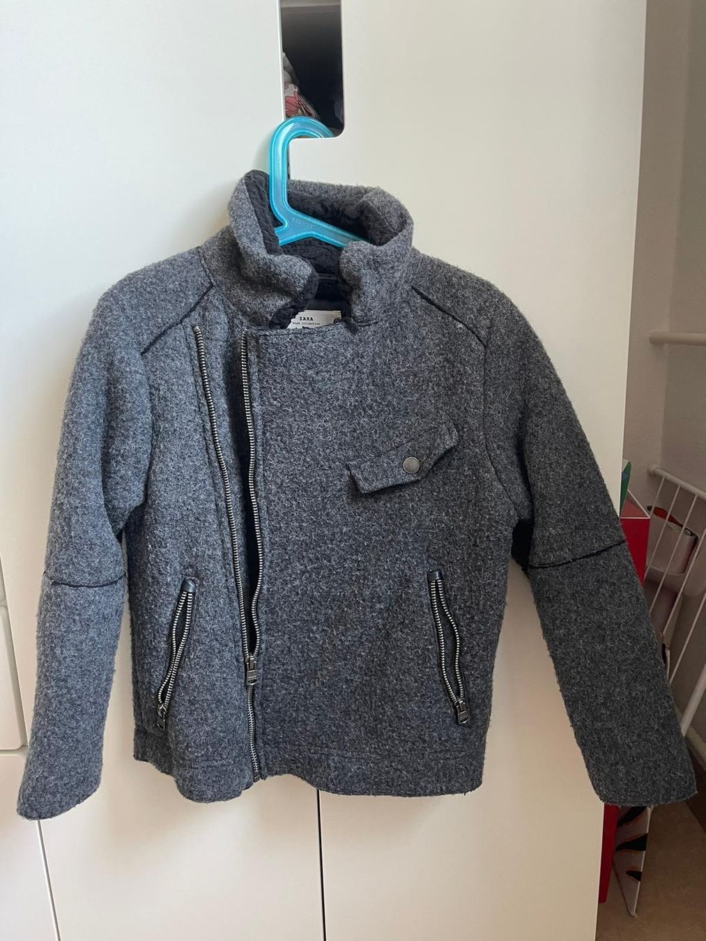 Zara Giacche & Cappotti: Jacke – Usato da Frauenfeld venduto da Tesese