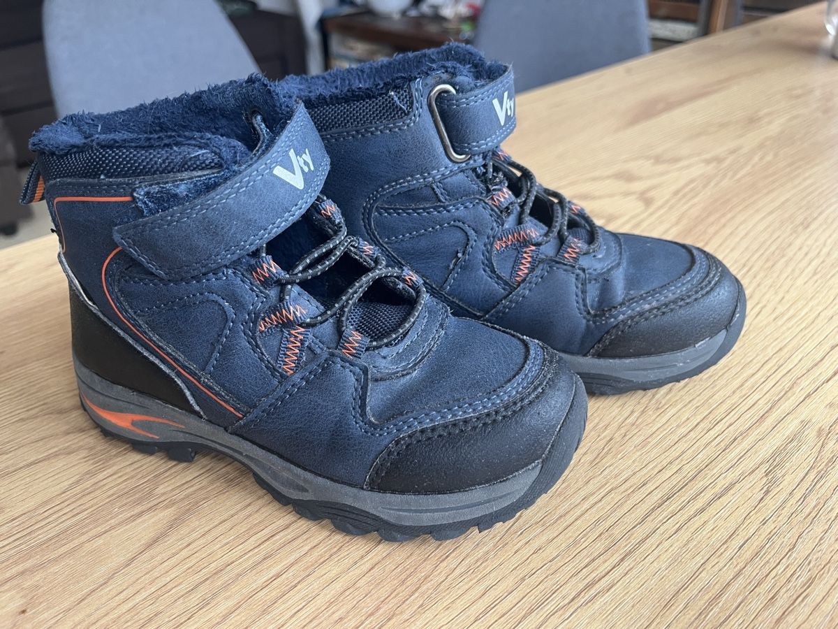 Scarpe da uomo: Winterschuhe Gr.28 – Usato da Bern venduto da piweli