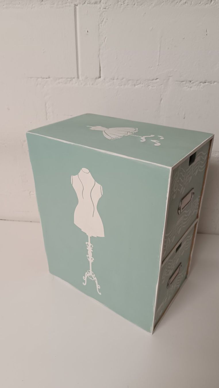 Cassettiere: Kleine Tisch Kommode shabby blau – Nuovo (secondo la descrizione) da Zürich venduto da Jul69 1