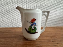 Entzückendes kleines Krüglein
