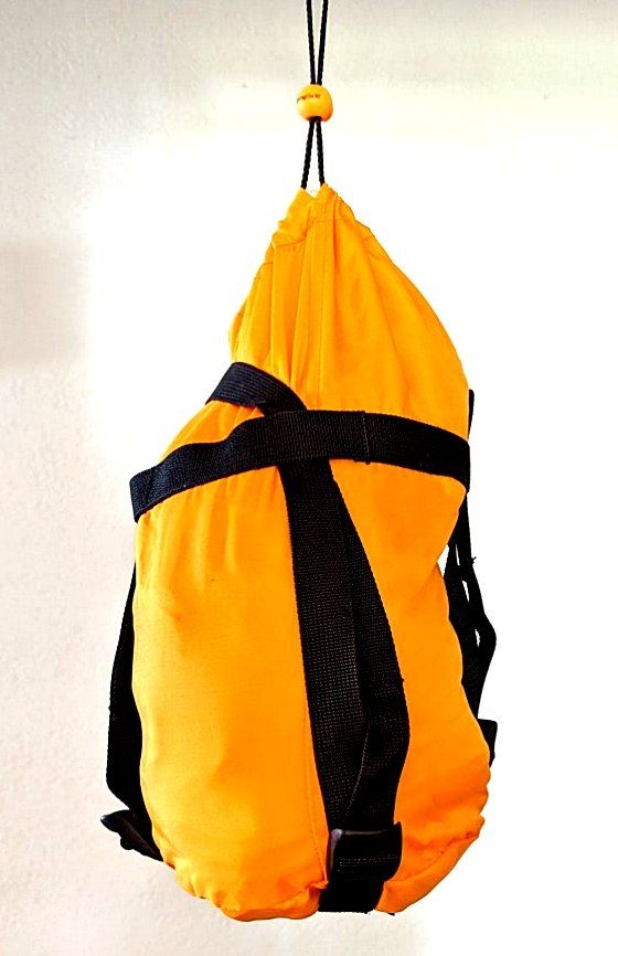 Borse: Kompressionssack 6 Liter für Kleider oder Schlafsack – Nuovo (secondo la descrizione) da Uetikon am See venduto da Tomarrani 1