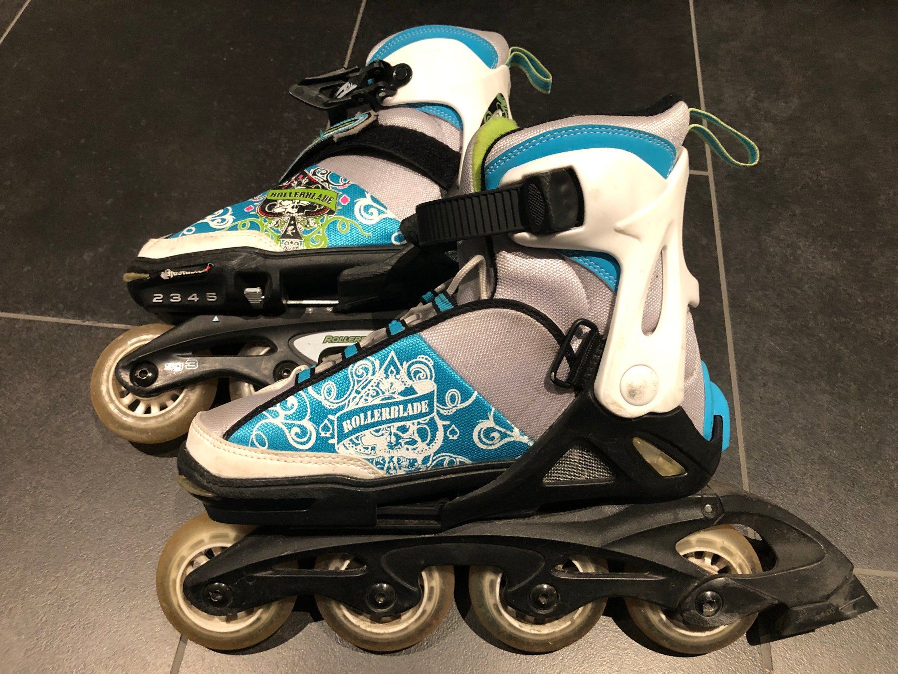 Pattini in linea & Pattini a rotelle: Inline Skates Rollerblade Spitfire Flash, Grösse 33-36.5 – Usato da Wetzikon ZH venduto da Spinnjogerl