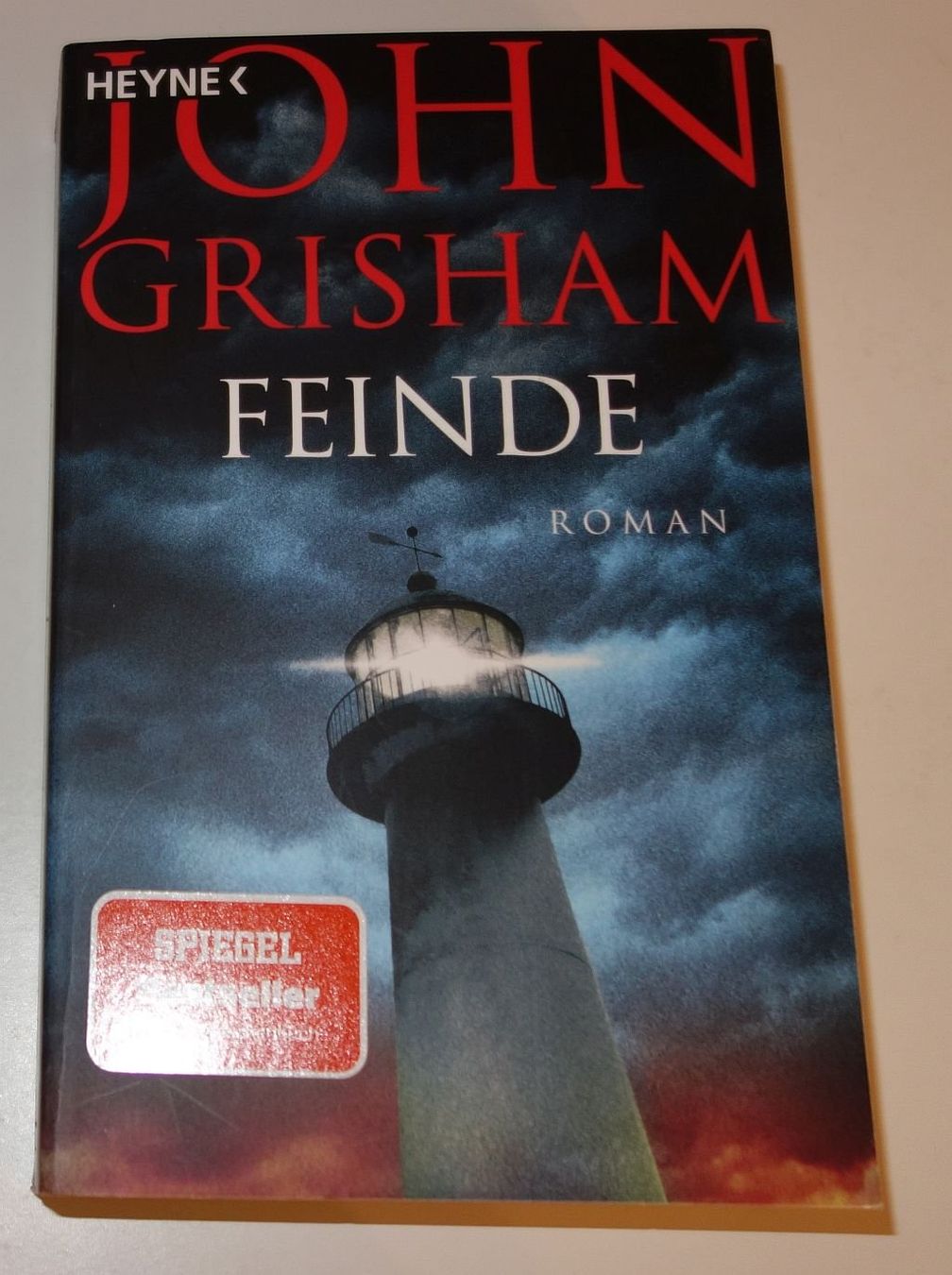 Libri: JOHN GRISHAM   -  Feinde  (Roman) – Usato da Dietlikon venduto da Web-Trader 1