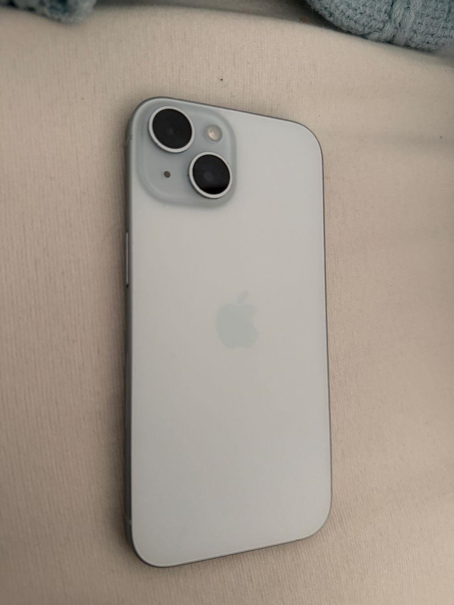 Apple Handys / Smartphones: Apple iPhone 15 hellblau – Gebraucht aus Sursee von and_27vk