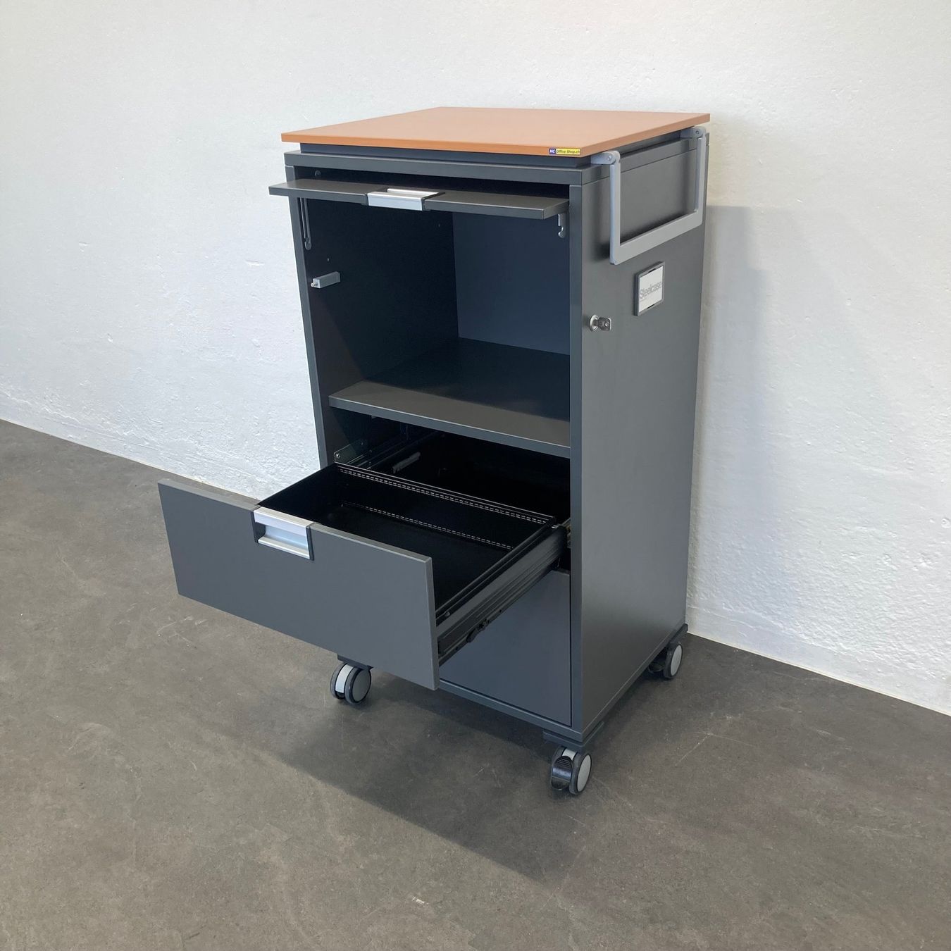 Banconi: Steelcase Moby Roll-Caddy - Anthrazit-Buche - mit A5 – Usato da Schönenwerd venduto da mcofficeshop 5